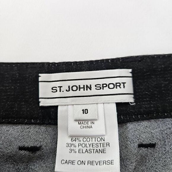 St. John Sport Black Cropped Denim Pants Size 10 - Picture 3 of 5